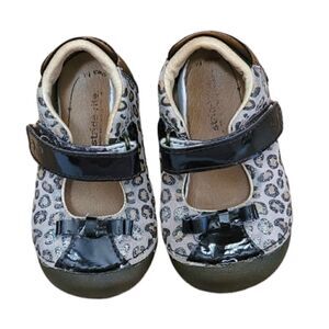 Stride Rite Leopard Print Velcro Strap Mary Jane Shoes